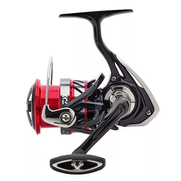 Daiwa 18 Ninja Match & Feeder LT4000-C - mulinetă cu frână frontală