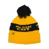 Black Cat Yellow Bobble Hat Căciulă cu pompon