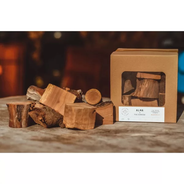Wood2Smoke Alma Füstölőfa Csonk 1kg