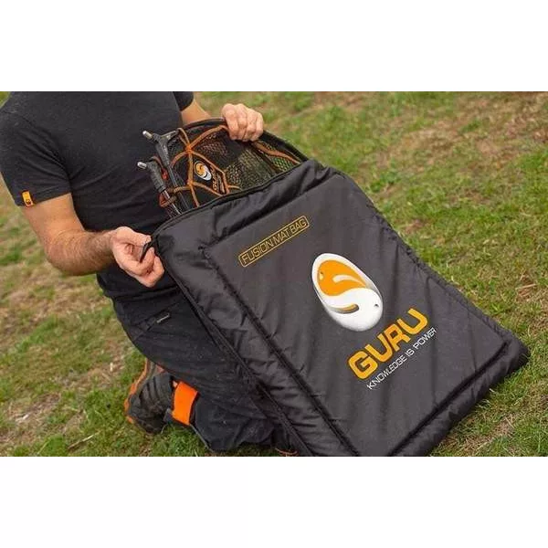 Geantă Saltea Guru Fusion Black Mat Bag - Saltea de Crap Neagră